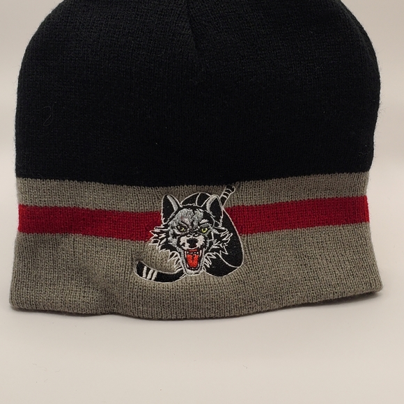 Chicago Wolves Minor League Hockey Winter Hat Beanie AHL Blues Affil Black NWOT - Picture 6 of 6